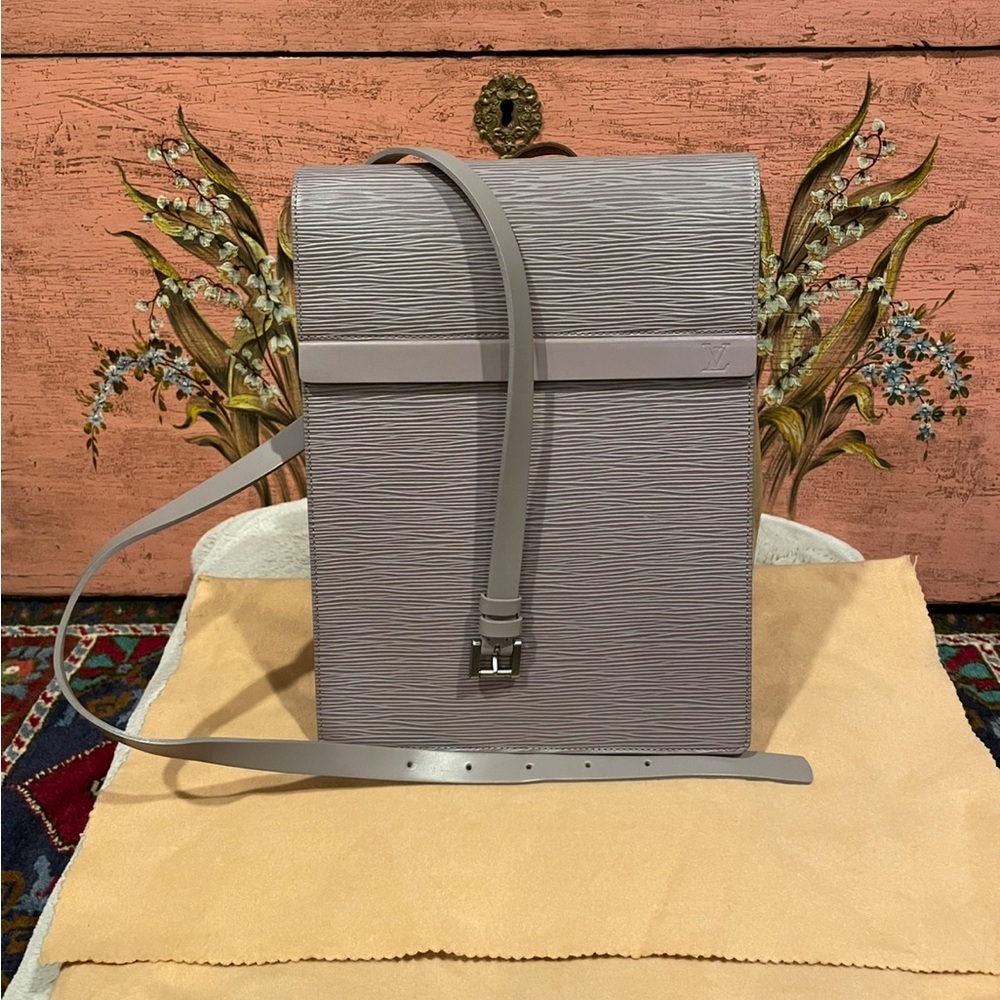 Louis Vuitton Lilac Epi Leather Ramatuelle Bag